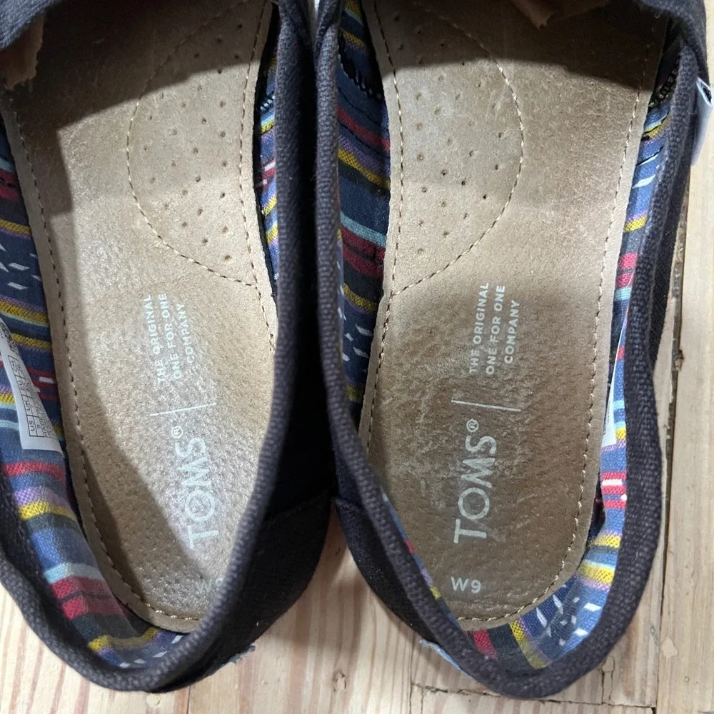 TOMS Alpargata Slip On Shoes Womens Size 9 Black Canvas Classic Flats Comfort